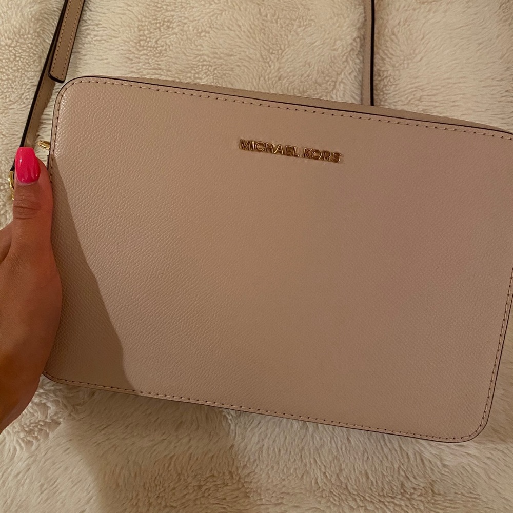 SOFT PINK michael kors crossbody